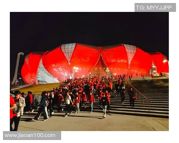 杭州足球队运营革新探索：从管理模式到球迷体验的全方位提升