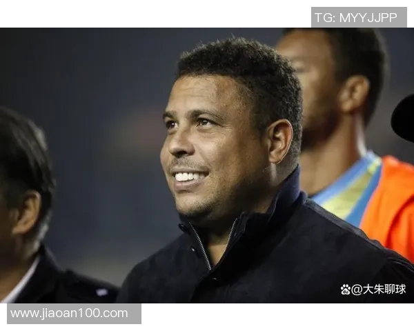 足球明星私生活揭秘与场外趣闻大盘点，谁是最受欢迎的球场外星人